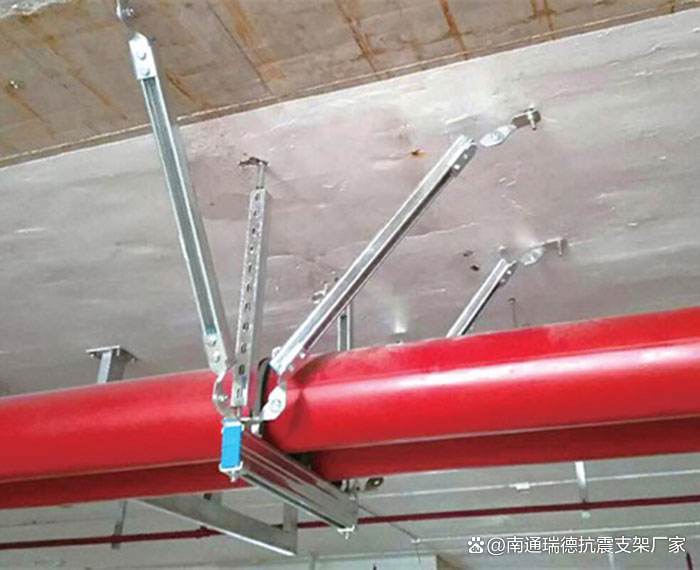 2500x800的风管几米一个抗震支架?(管道抗震支架多少米一组)